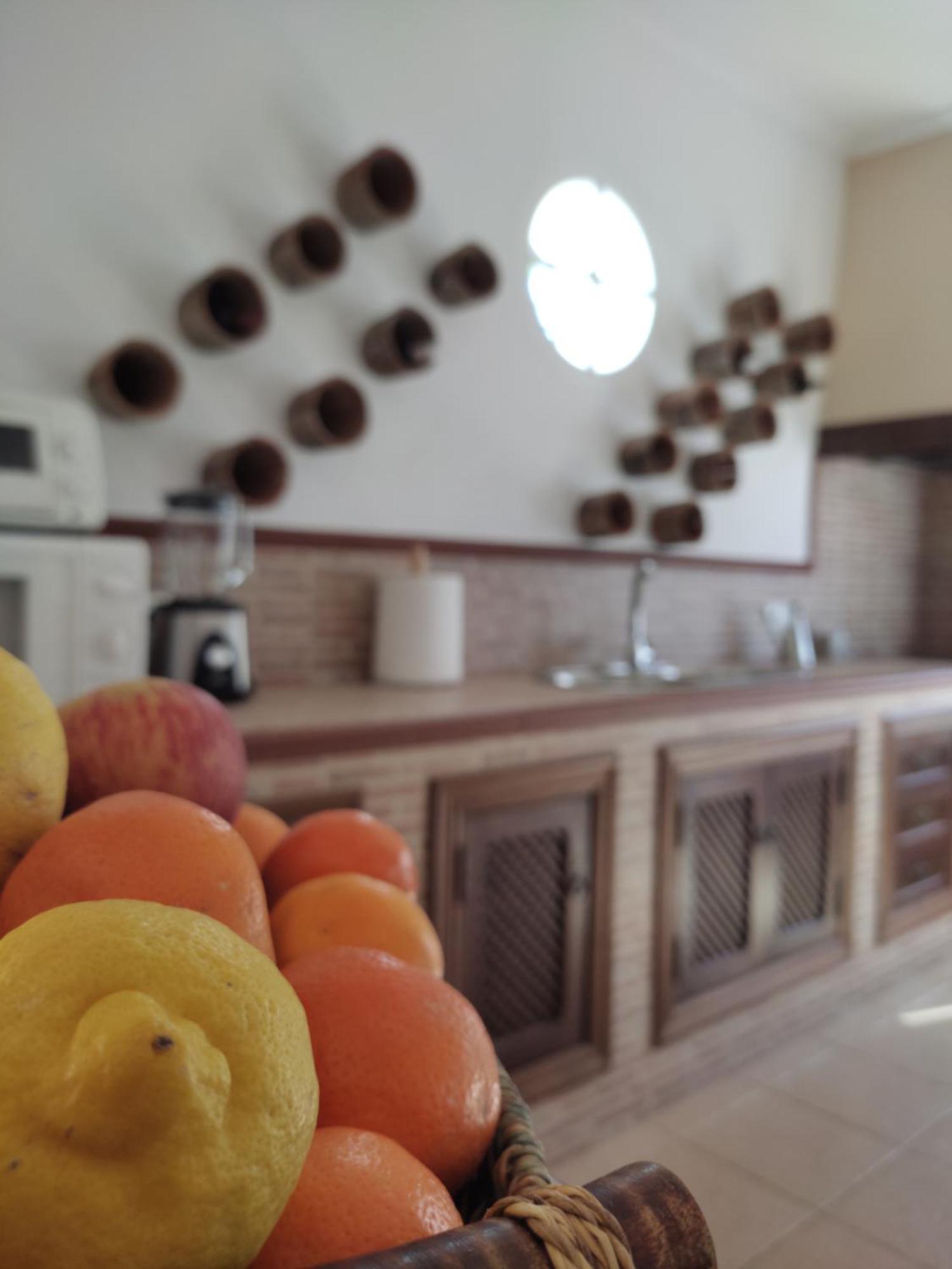 Casa Maleda Villa ออร์นาชวยโลส ภายนอก รูปภาพ